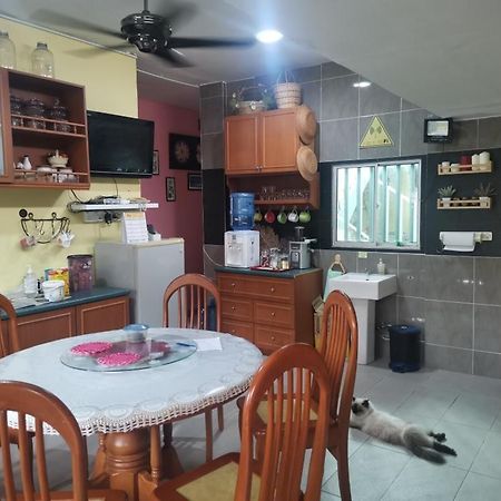 Jazepuri - Jaze 1 Lägenhet Kuching Exteriör bild